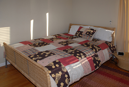 2nd bedroom queen bed