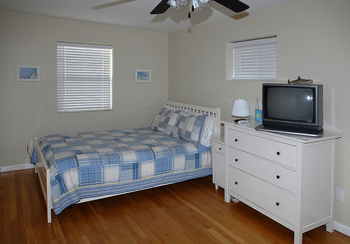 3rd bedroom queen bed